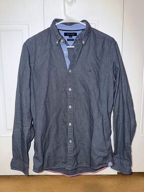 Tommy Hilfiger Men’s Button-Down